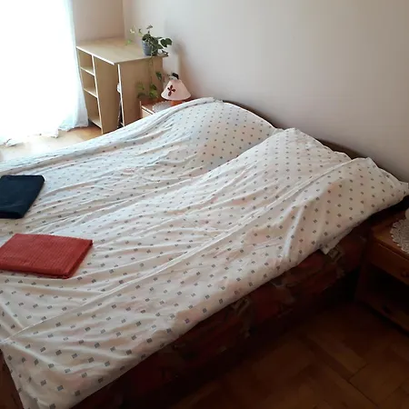 Közös Nevező Vendegház Casa de hóspedes