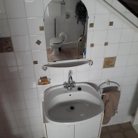 Közös Nevező Vendegház Casa de hóspedes *